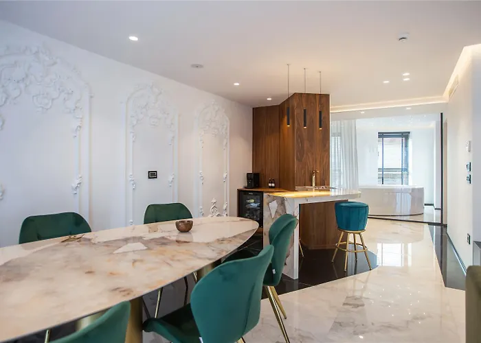 Elisa Affiliated By Melia * Tirana