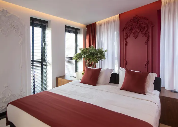 Elisa Affiliated By Melia * Tirana